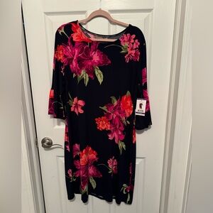 Alexandra + Oak Navy floral dress